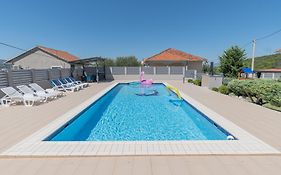 Spacious Villa For 10 With A Big Private Pool